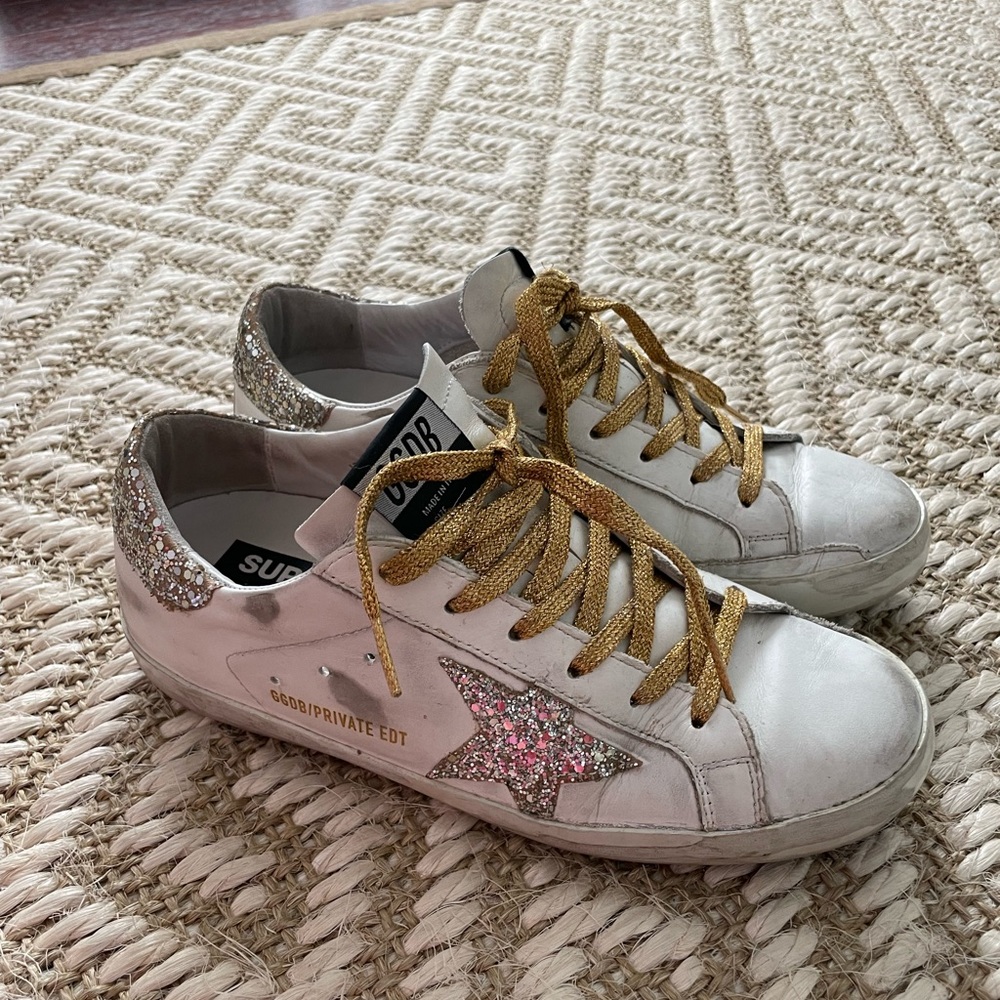 GOLDEN GOOSE Limited Edition.